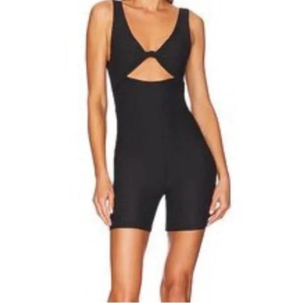 WeWoreWhat Black Sleeveless Jumpsuit - Picture 2 of 2